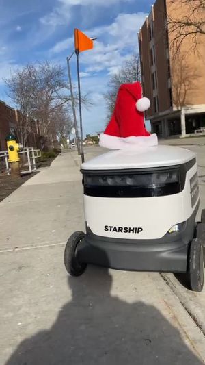 Video post by @starshiprobots on TikTok