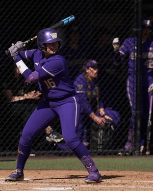 Video post by @UWAthletics on Twitter