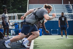 Image post by @UConnFootball on Twitter
