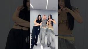 Video post by @itzy on YouTube