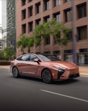 Image post by @discoverlexus on Instagram