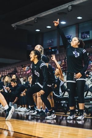 Image post by @SFAWBB on Twitter