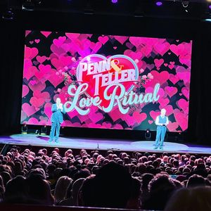 Image post by @pennandtellerlive on Instagram