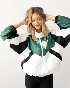 Image post by @linechangeco on Instagram