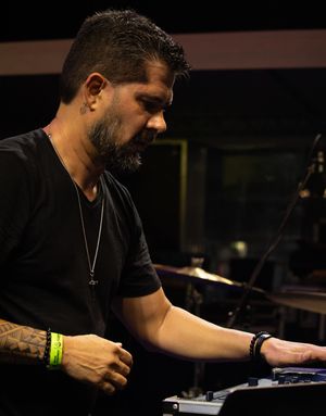 Image post by @carlinhosdj on Instagram