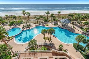 Image post by @mybeachgetaways on Instagram