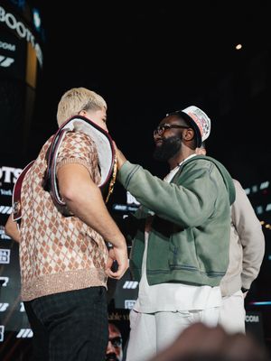 Image post by @jaronennis on Instagram