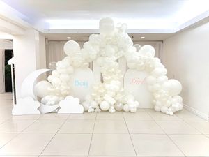 Image post by @partyup_balloons_by_melissa on Instagram
