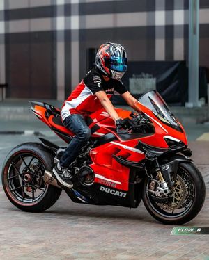 Image post by @panigalers on Instagram
