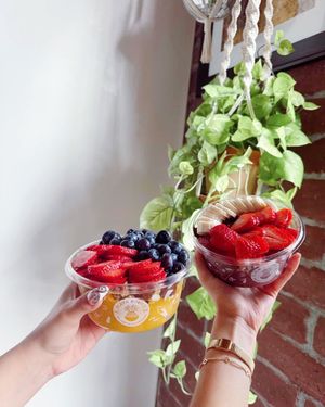Image post by @playabowls on Instagram