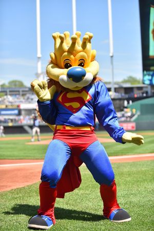 Image post by @Royals on Twitter