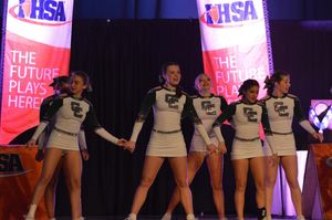 Image post by @laubhan.creative on Instagram