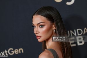Image post by @jennanicoleofficial on Instagram