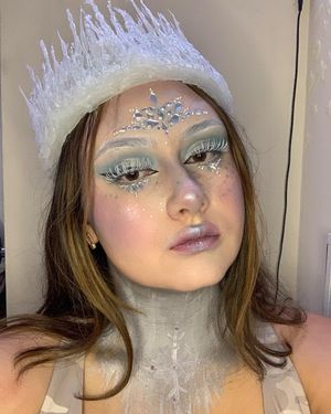 Image post by @makeupbyanabel on Instagram