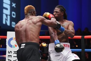 Image post by @zuffaboxing on Facebook