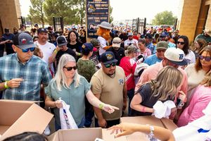 Image post by @midlandrockhounds on Instagram