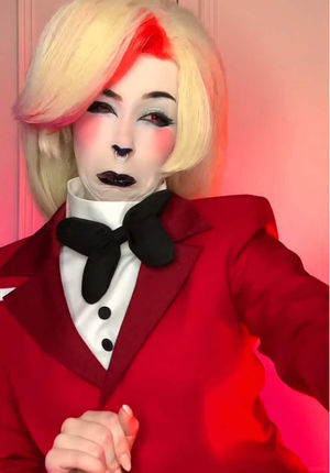 Video post by @ember.w0lf on TikTok
