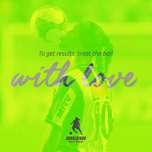 Image post by @ronaldinho on Instagram