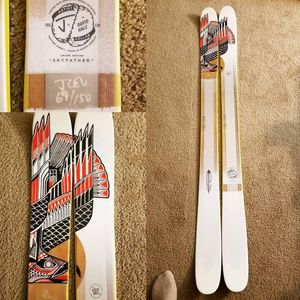 Image post by @j_skis on Instagram