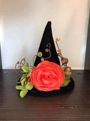 Image post by @mermaidencreations on Facebook