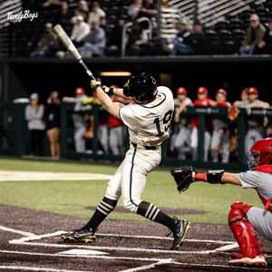 Image post by @vandyboys on Instagram