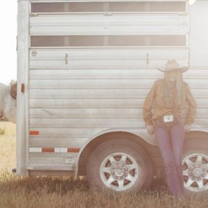 Image post by @cowgirlmagazine on Instagram