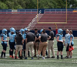 Image post by @queenswfootball on Instagram