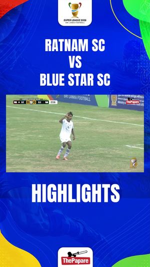 Video post by @thepaparefootball on Facebook