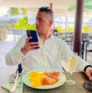 Image post by @3randao on Instagram
