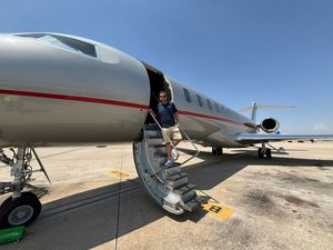 Image post by @acs_aircharter on Instagram