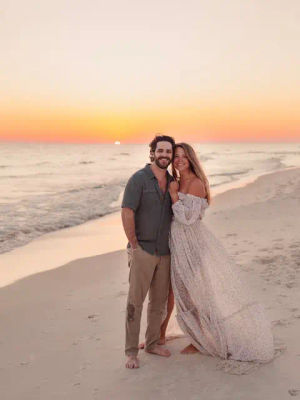 Image post by @thomasrhett on TikTok