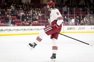 Image post by @harvardmhockey on Instagram