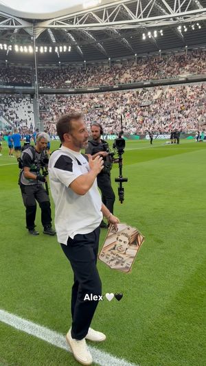 Video post by @seriea on Instagram