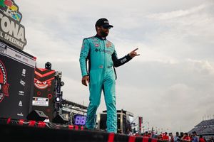 Image post by @bubbawallace on Instagram