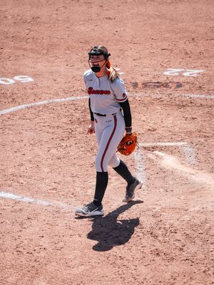 Image post by @beaversoftball on Instagram