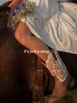 Video post by @countrymusichq on TikTok