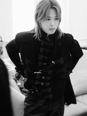 Image post by @ellemenhk on Instagram