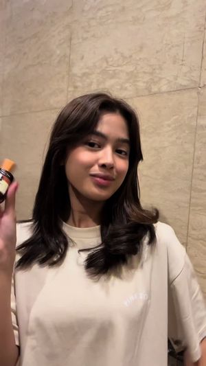 Video post by @aqeelaaz_ on TikTok