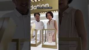 Video post by @shiseidousa on YouTube