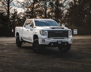 Image post by @davesinclairbuickgmc on Instagram