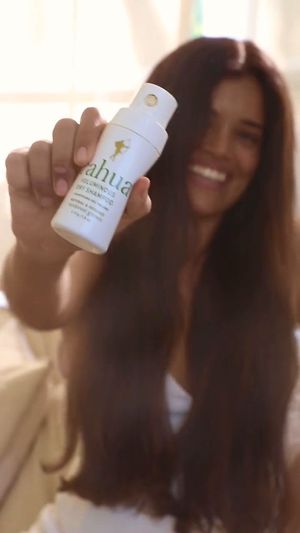 Video post by @RahuaBeauty on Facebook