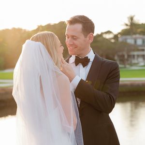 Image post by @deeringestate on Instagram