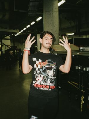 Image post by @dezarchives on Instagram