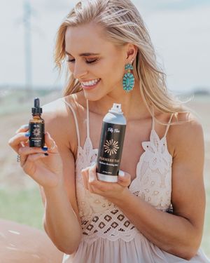 Image post by @shopfillyflair on Instagram