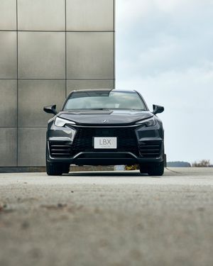 Image post by @discoverlexus on Instagram