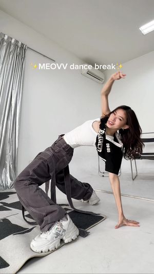 Video post by @vellaniia on TikTok
