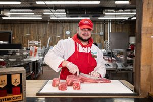 Image post by @stewleonards on Instagram