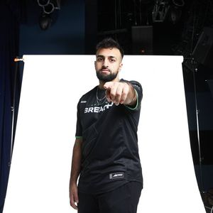 Image post by @BostonBreach on Twitter