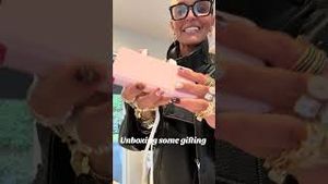 Video post by @shop.with.caroline on YouTube