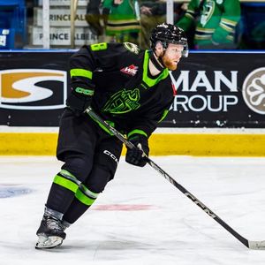 Image post by @paraidershockey on Instagram
